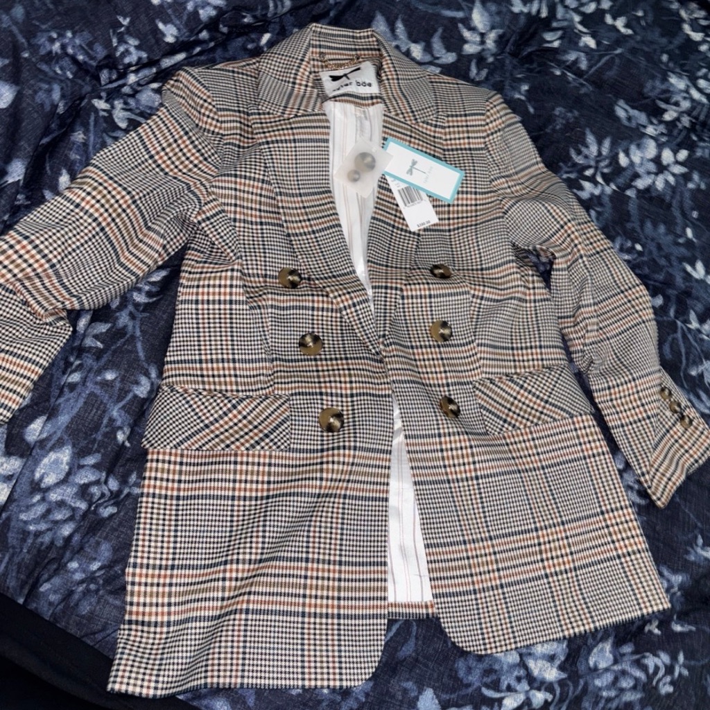 Tyler Boe Plaid Blazer In Beige, Black, White- New Without Tag